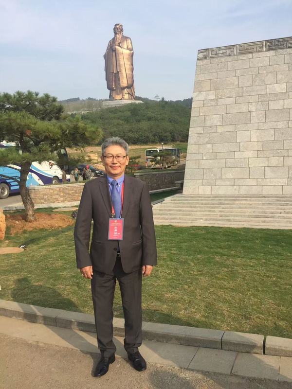 其米德策耶教授1.jpg