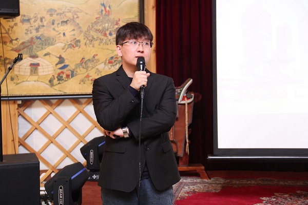 10赴蒙志愿者管理教师领队于佳欢《志愿者管理规定》.JPG