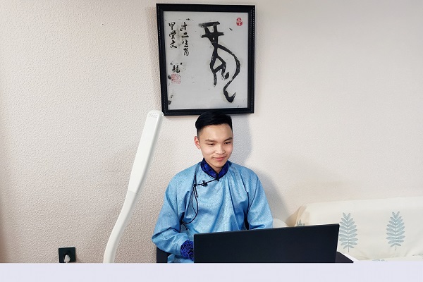 古义格参加全球总决赛.jpg
